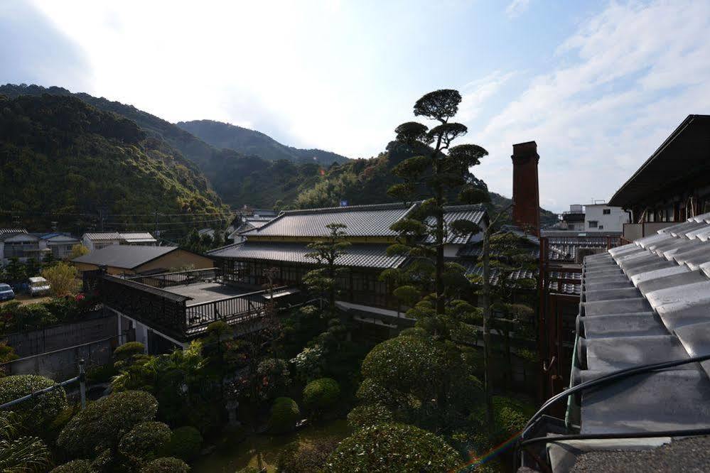 ฮินะงุ ออนเซน คินปะโระ Hotel ยัตสึชิโระ ภายนอก รูปภาพ